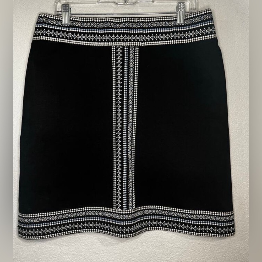 J. Jill Black and White A-Line Knee-Length Skirt